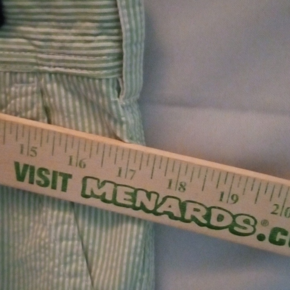IZOD Flat Front Shorts sz 33, White & Green Strip, 100%cotton, Preowned - Picture 6 of 10